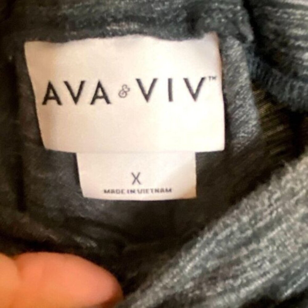 Ava & Viv Grey‎ V Striped Pull Up Stretch Knee Length Skirt Size X  (plus size) - Picture 4 of 5